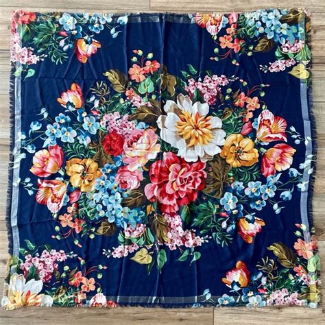 vintage gucci spring flower set pashmina|Gucci Floral Bloom Print Josephine Shawl Pashmina.